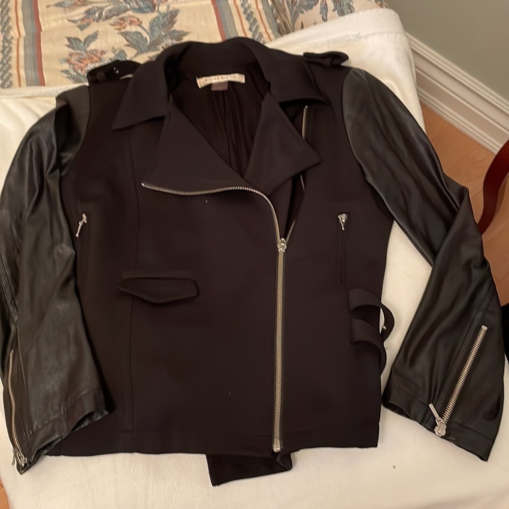 Jacket - Picture 6 of 9